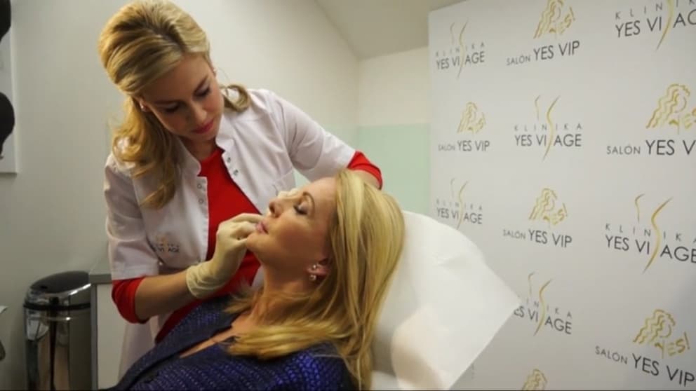 Zdena Studenkova at YES VISAGE Clinic - Lip treatment